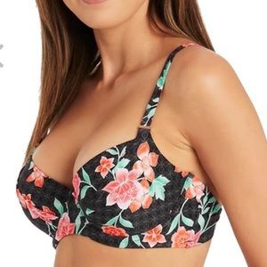 🌟NWT🌟 Sea Level Mauritius DD-E Cup Underwire Bikini Top - Black